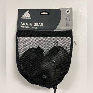 Skate gear wrist guards